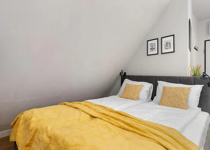 Stylowe Chmielna Serce Miasta By Renters Apartman