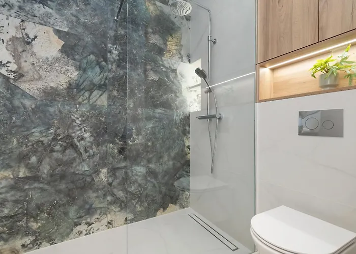 Stylowe Chmielna Serce Miasta By Renters Apartman