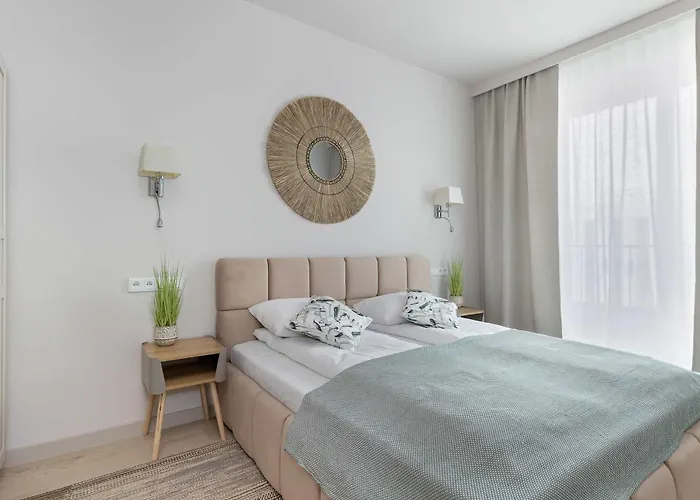 Stylowe Chmielna Serce Miasta By Renters Apartman